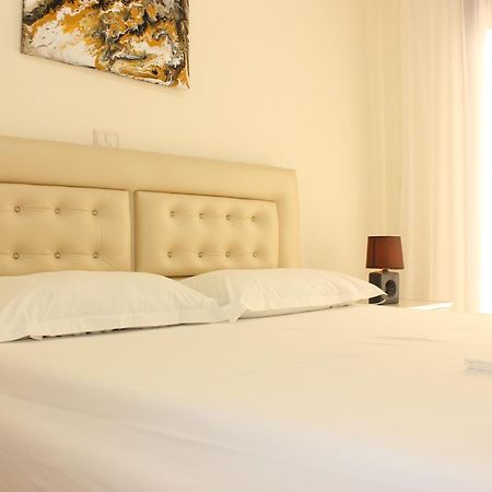 Megrooms Sarandë Exterior foto